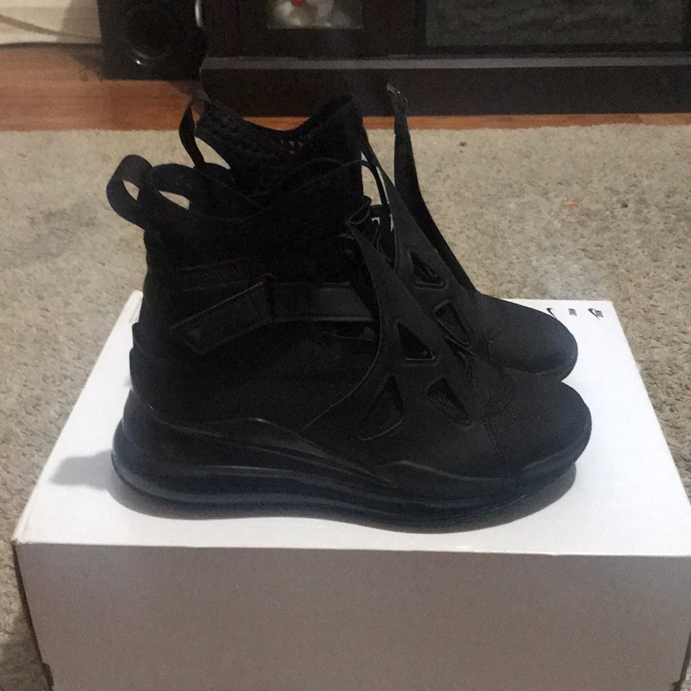 Nike jordan altitude new no box top